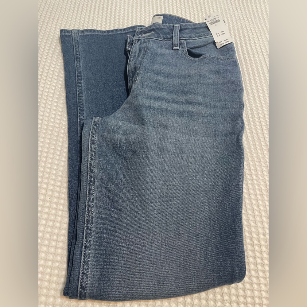 NWT Hollister Women’s Blue Jeans